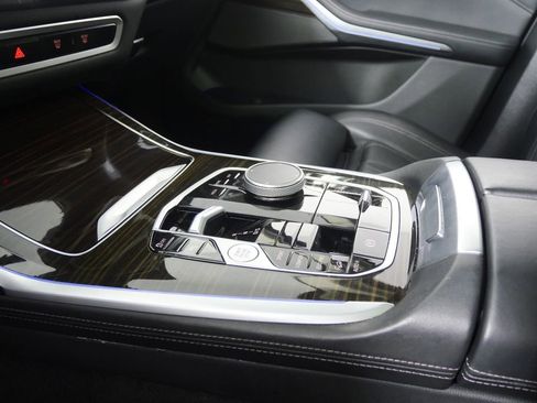 Used 2023 BMW X7 xDrive40i image 26