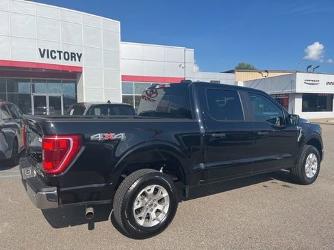 Used 2023 Ford F150 XLT image 4