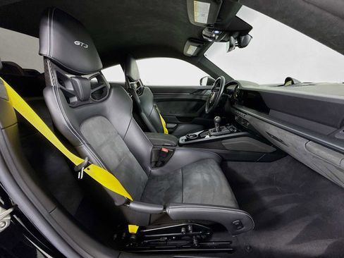 Certified 2024 Porsche 911 GT3 RWD image 25