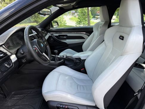 Used 2018 BMW M4 Coupe RWD image 34