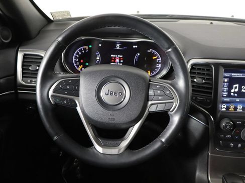 Used 2018 Jeep Grand Cherokee Limited AWD/4WD image 7