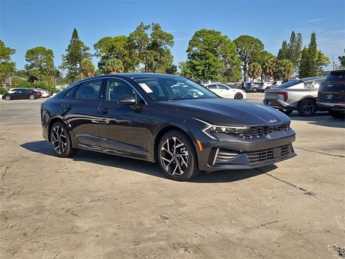 New 2026 Kia K5 EX image 2
