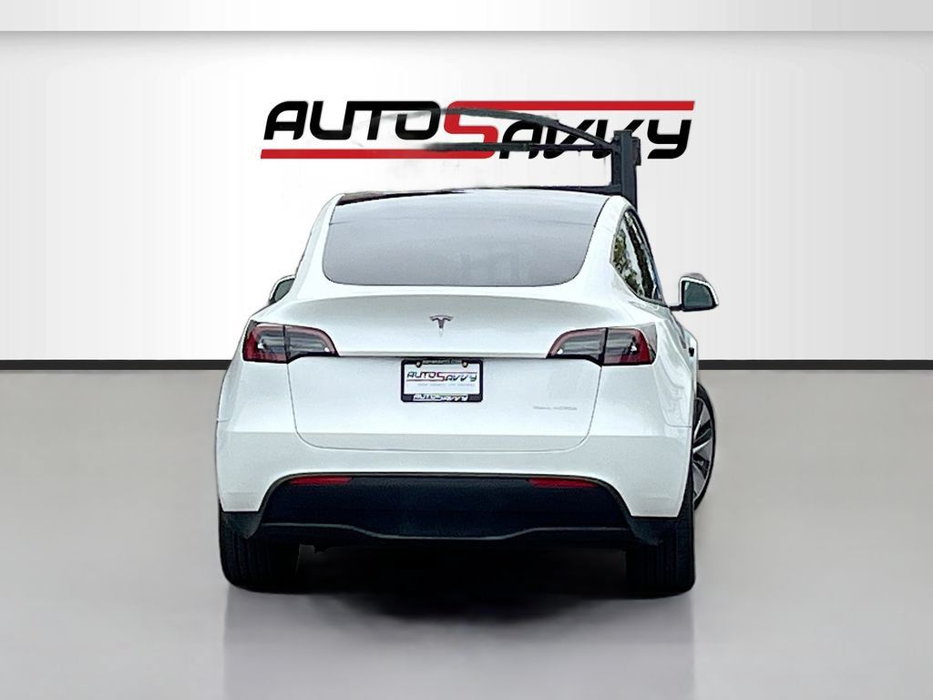 Used 2023 Tesla Model Y Long Range AWD/4WD image 6