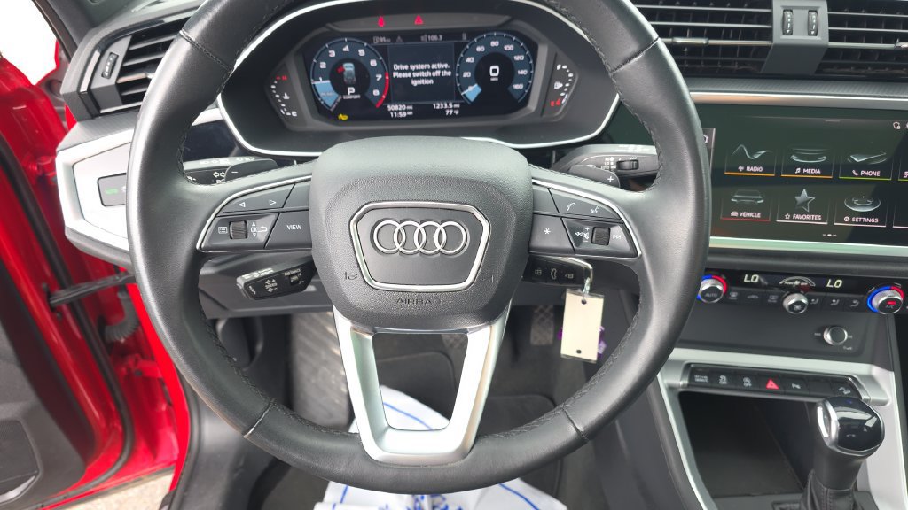 Used 2025 Audi Q3 2.0T Premium AWD/4WD image 15
