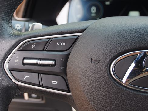 Used 2022 Hyundai Palisade Calligraphy w/ Winter Package image 25