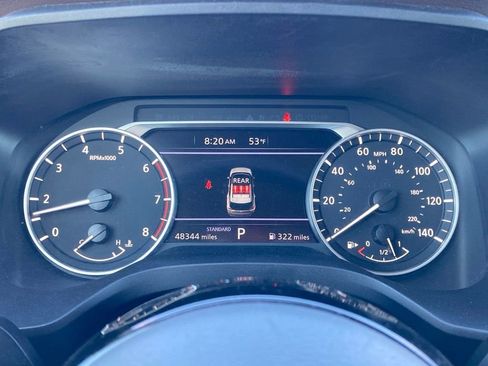 Used 2023 Nissan Rogue SV image 16