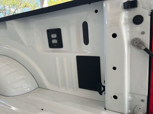 Used 2025 Ford F350 XLT w/ FX4 Off-Road Package image 38