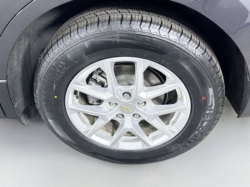 Used 2022 Chevrolet Equinox LS FWD image 28