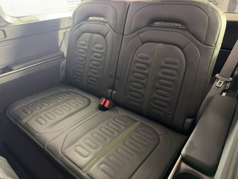 Used 2023 Rivian R1S Adventure image 39