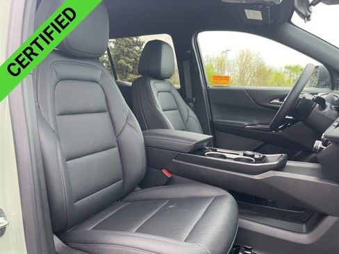 Certified 2026 Chevrolet Equinox LT w/ Convenience Package II FWD image 13