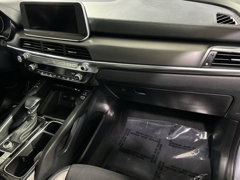Used 2022 Kia Telluride S image 39