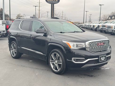 Used 2018 GMC Acadia Denali image 3