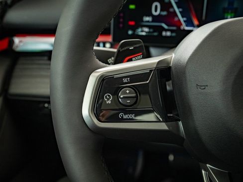 New 2026 BMW 550e xDrive image 22