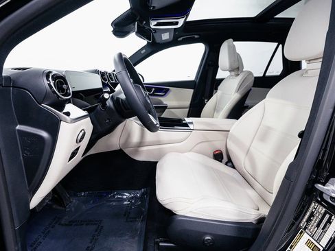 Certified 2026 Mercedes-Benz GLC 300 4MATIC image 7