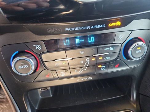 Used 2016 Ford Focus ST w/ Equipment Group 401A image 23