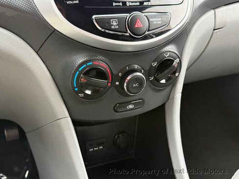 Used 2012 Hyundai Accent GLS w/ Premium Pkg 3 image 20