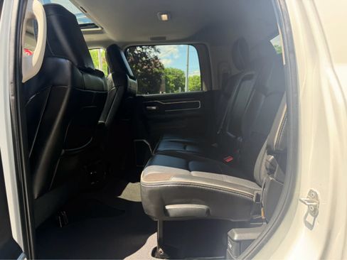 Used 2024 RAM 2500 Laramie AWD/4WD image 16