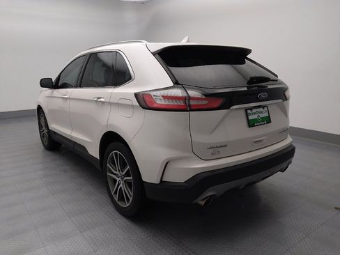 Used 2019 Ford Edge Titanium image 5