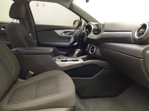Used 2019 Chevrolet Blazer LT image 21