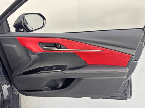 Used 2025 Toyota Camry XSE image 43