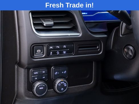 Used 2024 Chevrolet Tahoe Z71 w/ Luxury Package AWD/4WD image 20