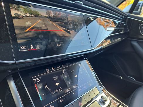 Used 2022 Audi Q7 3.0T Premium Plus image 26