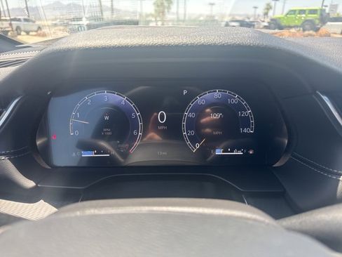 New 2025 Jeep Grand Cherokee Altitude image 23