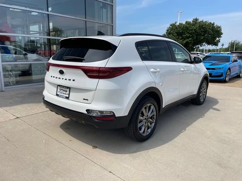 Used 2021 Kia Sportage S w/ S AWD Premium Package image 5