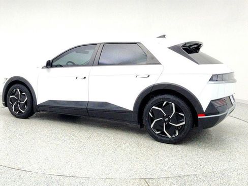 Used 2022 Hyundai Ioniq 5 SE image 7