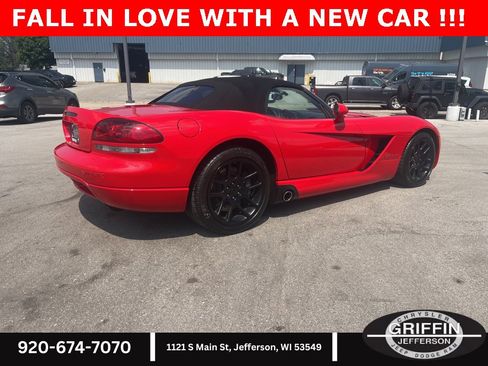 Used 2003 Dodge Viper SRT-10 image 5