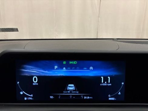 Certified 2026 Kia Seltos EX FWD image 15
