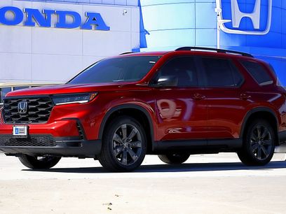 Used 2025 Honda Pilot Sport