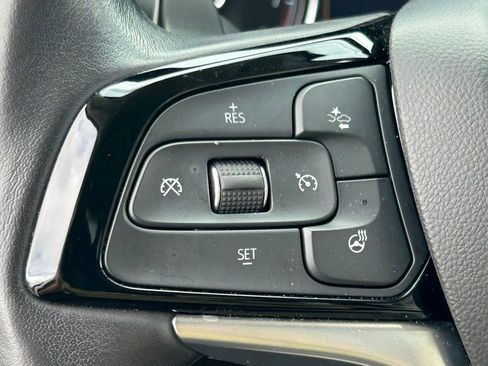Used 2023 Buick Enclave Essence w/ Experience Buick Package FWD image 21