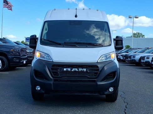 Used 2025 RAM ProMaster 3500 w/ Convenience Group FWD image 2