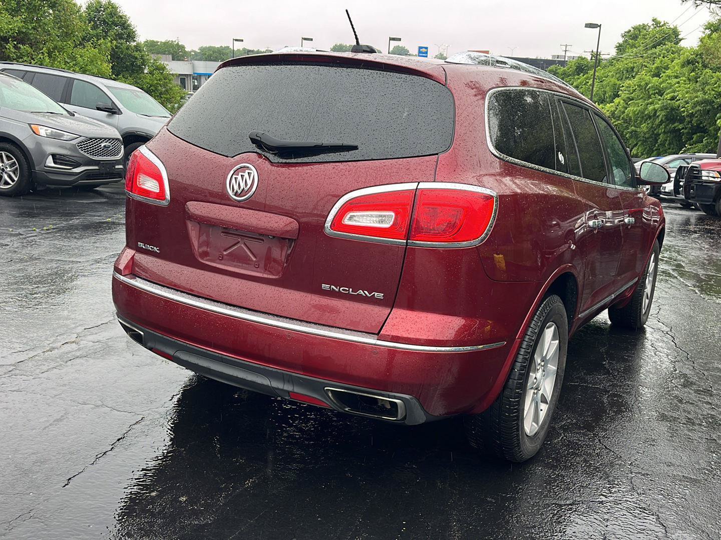 Used 2017 Buick Enclave Convenience w/ Trailering Package FWD image 5