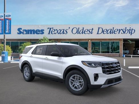 New 2026 Ford Explorer Active w/ Active Comfort Package image 7