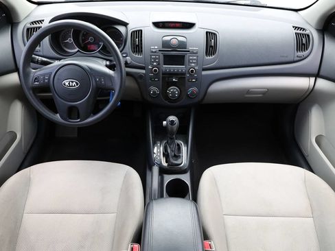 Used 2012 Kia Forte LX FWD image 2