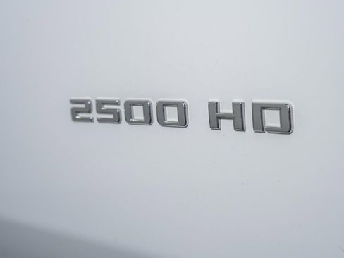 Used 2025 Chevrolet Silverado 2500 LT w/ Convenience Package image 19