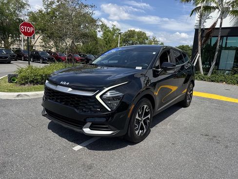 Used 2024 Kia Sportage EX image 10