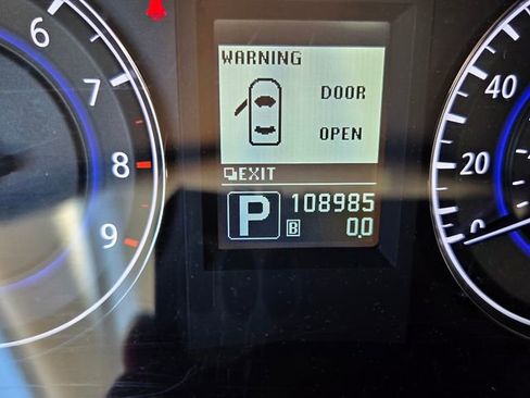 Used 2015 INFINITI Q40 AWD w/ Navigation Package image 33