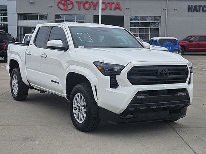 Used 2025 Toyota Tacoma SR5