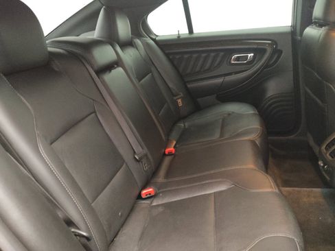 Used 2015 Ford Taurus Limited FWD image 19