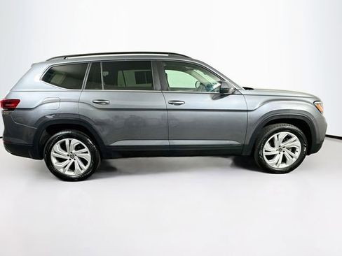 Used 2023 Volkswagen Atlas SE AWD/4WD image 9