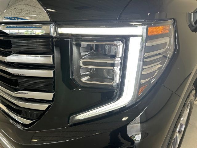 Certified 2023 GMC Sierra 1500 SLT w/ SLT Convenience Package AWD/4WD image 9