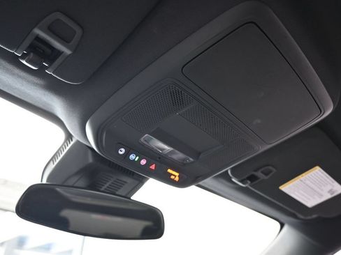 Used 2026 Chevrolet Equinox LT FWD image 21