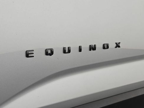 Used 2026 Chevrolet Equinox LT w/ Midnight Edition FWD image 37