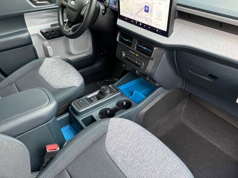 New 2026 Ford Maverick XLT image 19