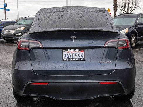 Used 2020 Tesla Model Y Performance image 7