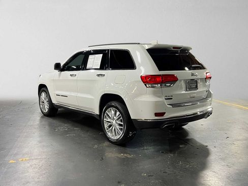 Used 2018 Jeep Grand Cherokee Summit AWD/4WD image 5