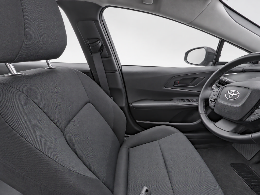 Certified 2024 Toyota Prius LE FWD image 11